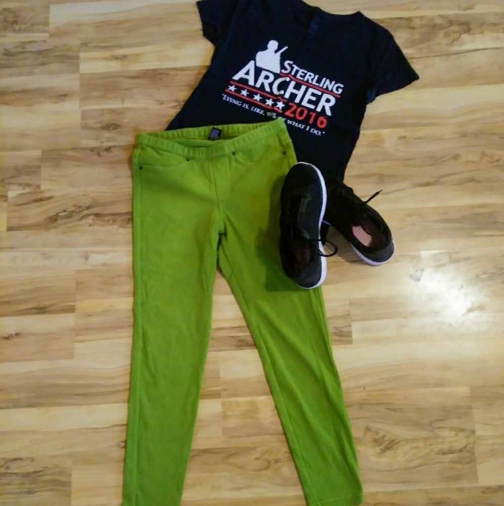 HUE Moss Green Jeggings